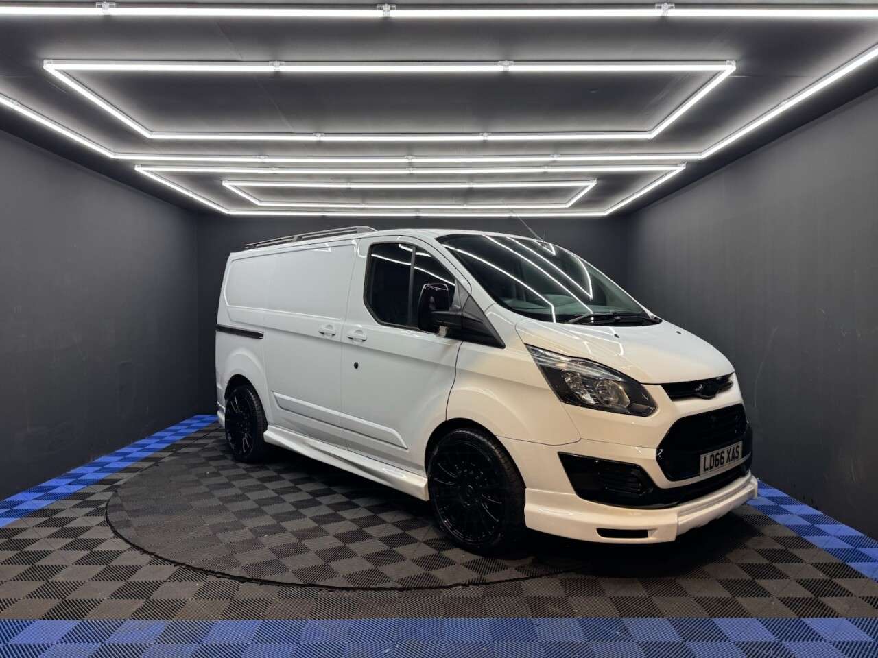 A 2016 FORD TRANSIT CUSTOM 2.0 TDCi 310 Panel Van 5dr Diesel Manual L1 H1 (163 g/km, 104 bhp) 1 COMPAN A 2016 FORD TRANSIT CUSTOM 2.0 TDCi 310 Panel Van 5dr Diesel Manual L1 H1 (163 g/km, 104 bhp) 1 COMPAN