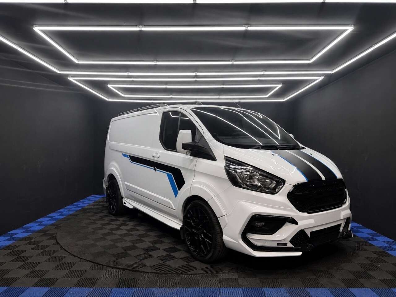 A 2021 FORD TRANSIT CUSTOM 2.0 300 EcoBlue Leader Panel Van 5dr Diesel Manual L1 H1 Euro 6 (s/s) (105 A 2021 FORD TRANSIT CUSTOM 2.0 300 EcoBlue Leader Panel Van 5dr Diesel Manual L1 H1 Euro 6 (s/s) (105