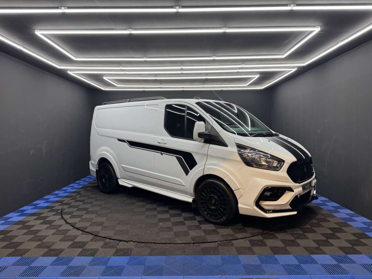 A 2022 FORD TRANSIT CUSTOM 2.0 280 EcoBlue Limited Panel Van 5dr Diesel Manual L1 H1 Euro 6 (s/s) (130 A 2022 FORD TRANSIT CUSTOM 2.0 280 EcoBlue Limited Panel Van 5dr Diesel Manual L1 H1 Euro 6 (s/s) (130