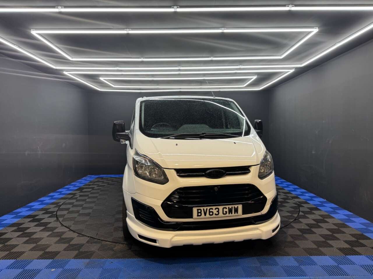 A 2013 FORD TRANSIT CUSTOM 2.2 TDCi 290 Panel Van 5dr Diesel Manual L2 H1 (186 g/km, 98 bhp) 1 OWNER F A 2013 FORD TRANSIT CUSTOM 2.2 TDCi 290 Panel Van 5dr Diesel Manual L2 H1 (186 g/km, 98 bhp) 1 OWNER F