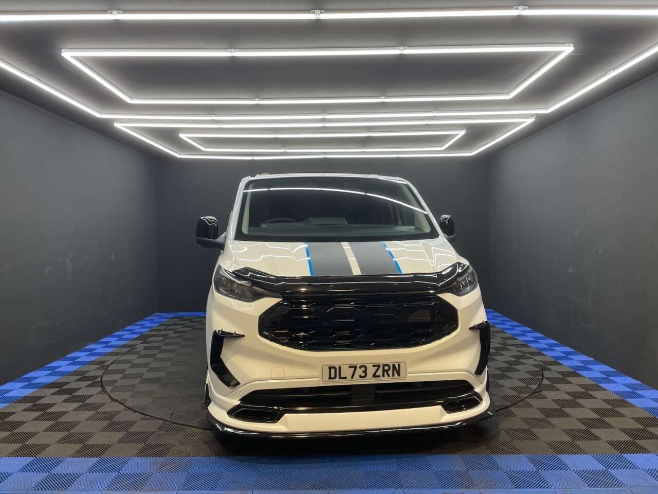 A 2024 FORD TRANSIT CUSTOM 2.0 300 EcoBlue Limited Panel Van 5dr Diesel Manual L1 H1 Euro 6 (s/s) (136 A 2024 FORD TRANSIT CUSTOM 2.0 300 EcoBlue Limited Panel Van 5dr Diesel Manual L1 H1 Euro 6 (s/s) (136