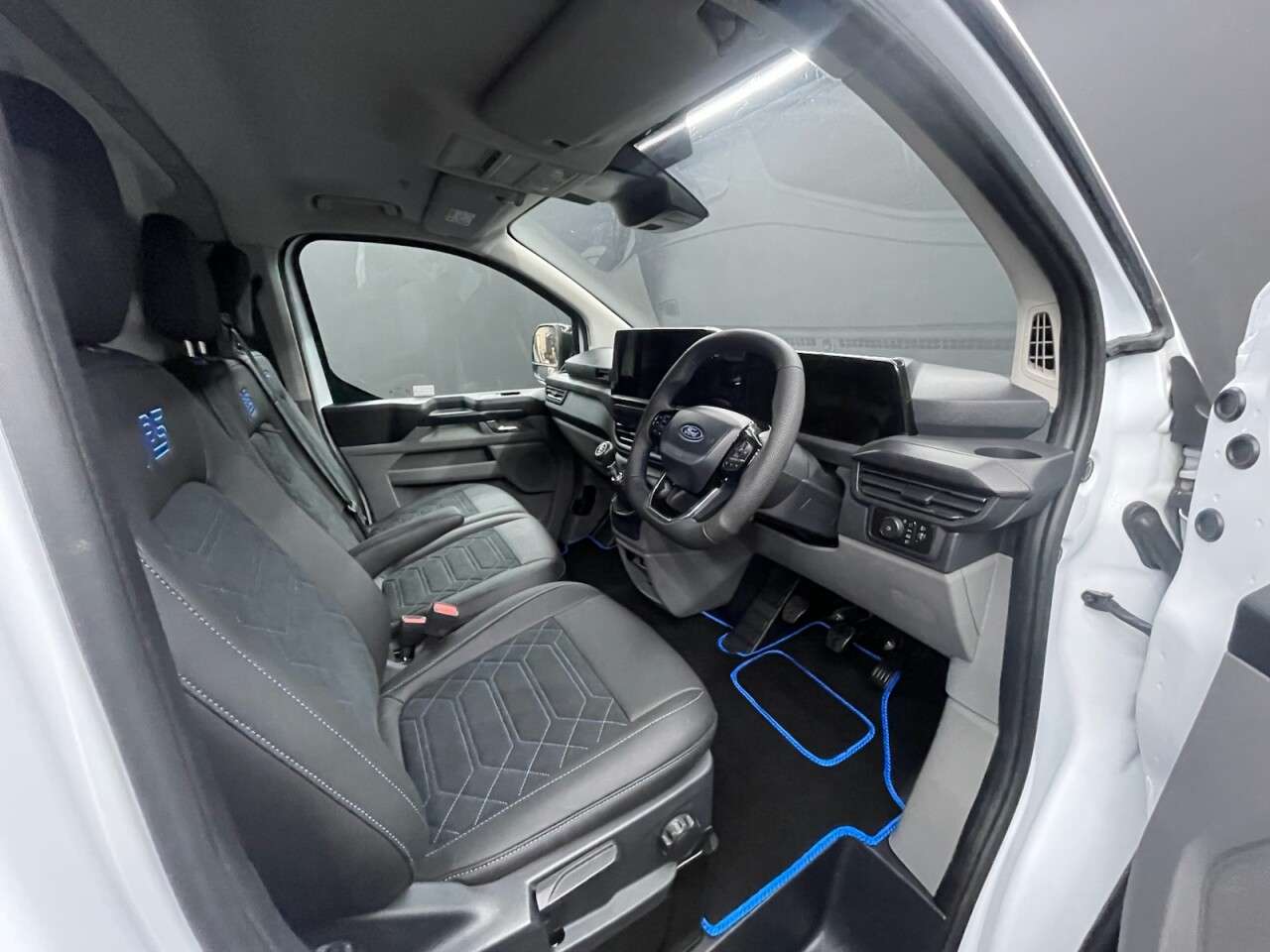2024 FORD TRANSIT CUSTOM 2024 FORD TRANSIT CUSTOM