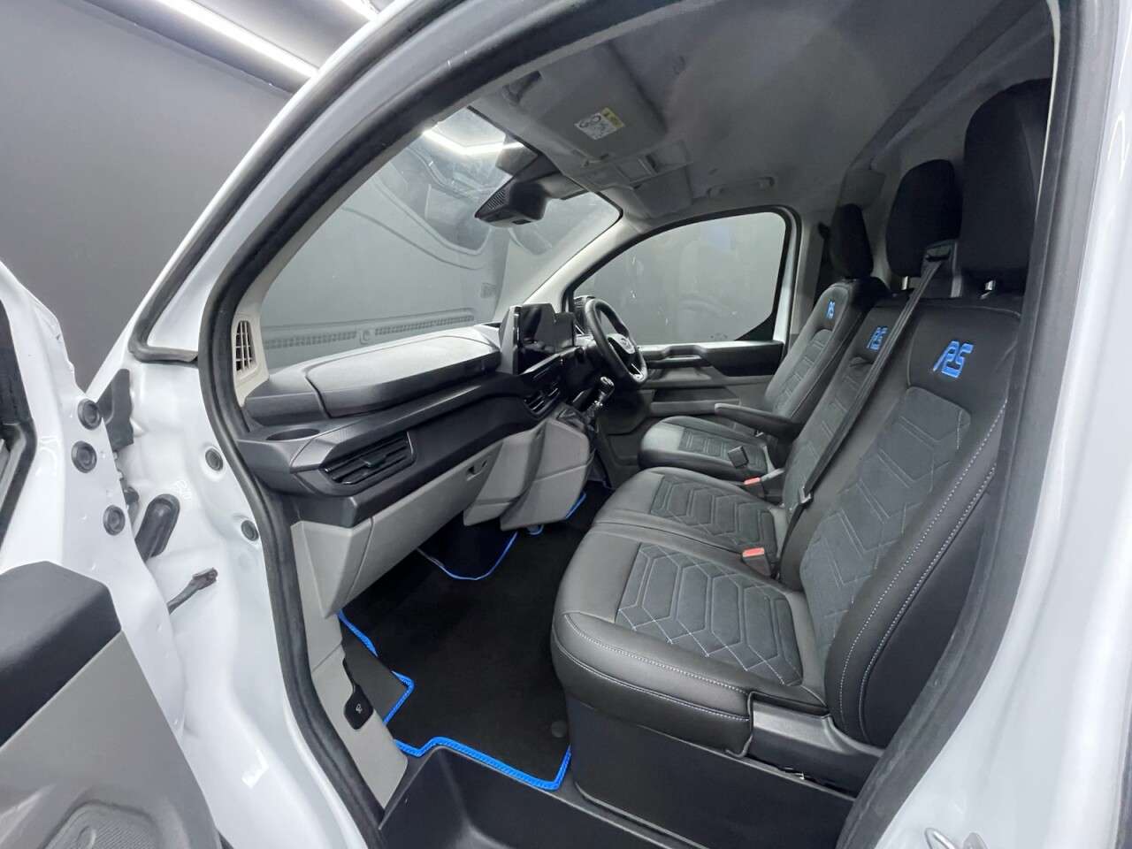 2024 FORD TRANSIT CUSTOM 2024 FORD TRANSIT CUSTOM