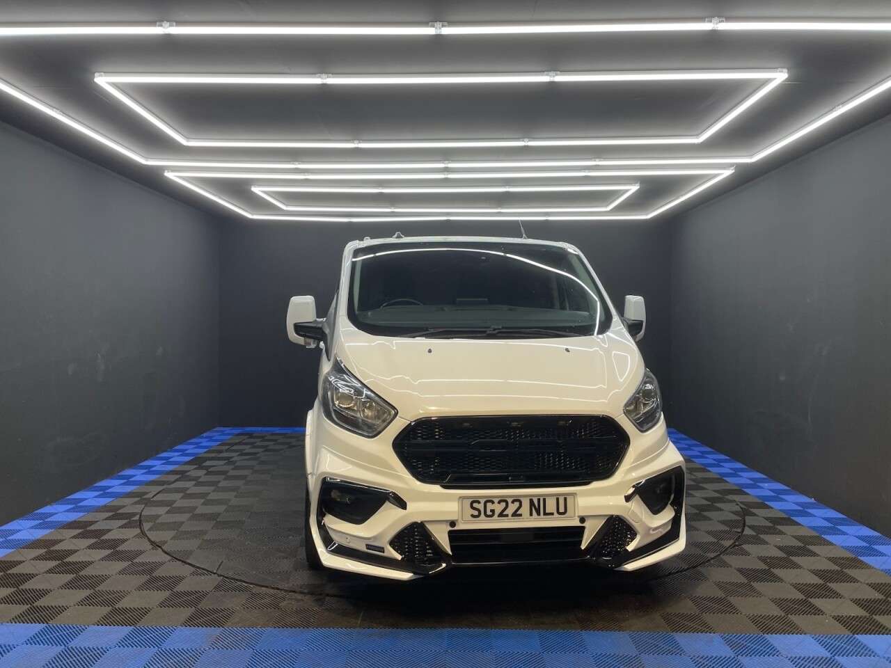 A 2022 FORD TRANSIT CUSTOM 2.0 280 EcoBlue Limited Panel Van 5dr Diesel Manual L1 H1 Euro 6 (s/s) (130 A 2022 FORD TRANSIT CUSTOM 2.0 280 EcoBlue Limited Panel Van 5dr Diesel Manual L1 H1 Euro 6 (s/s) (130