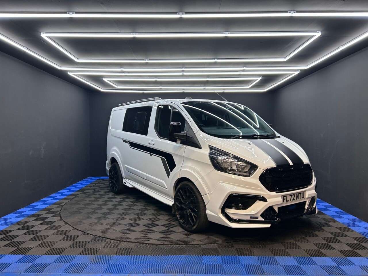 A 2022 FORD TRANSIT CUSTOM 2.0 300 EcoBlue Leader Crew Van Double Cab 5dr Diesel Manual L1 H1 Euro 6 ( A 2022 FORD TRANSIT CUSTOM 2.0 300 EcoBlue Leader Crew Van Double Cab 5dr Diesel Manual L1 H1 Euro 6 (