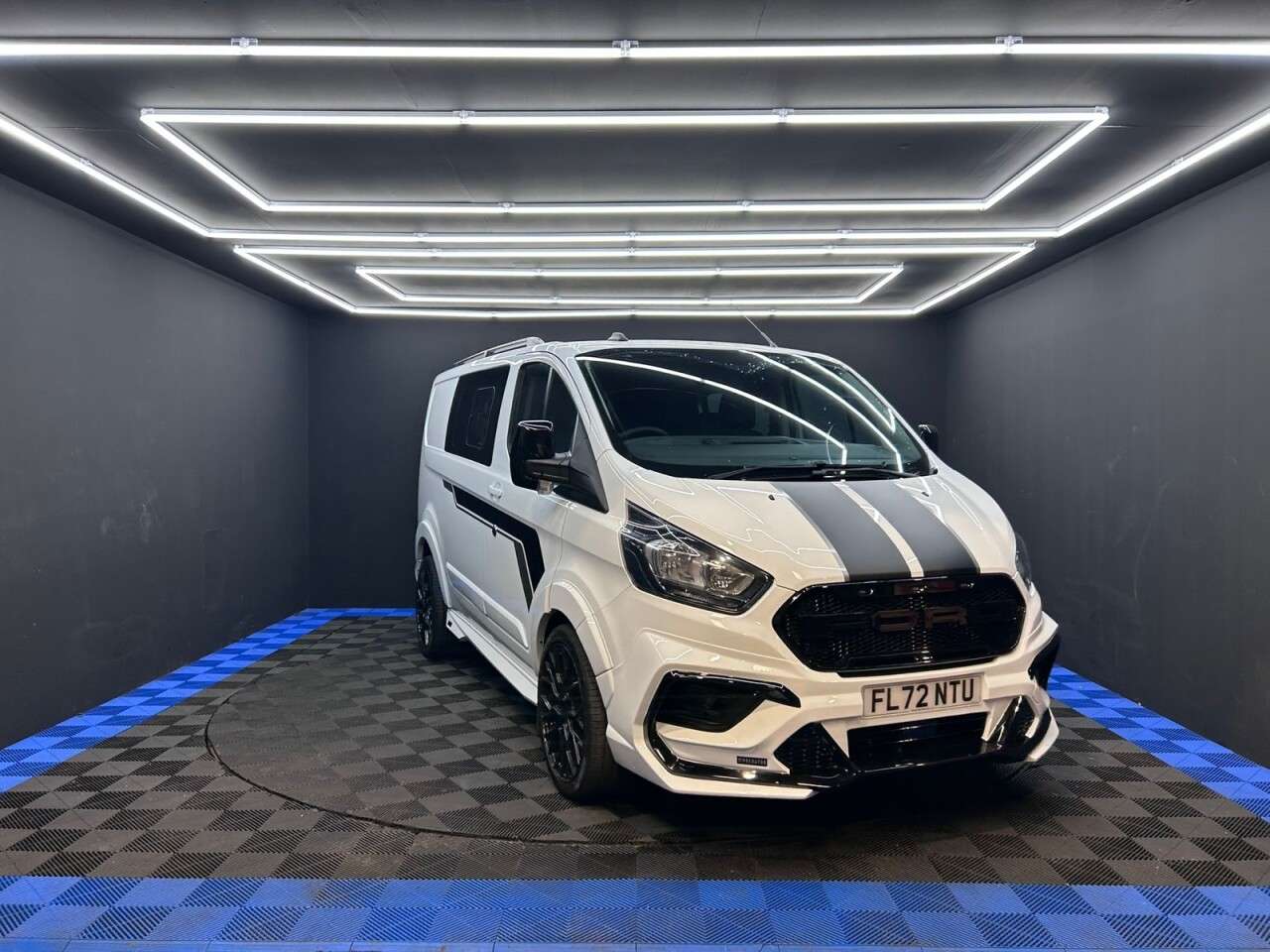 A 2022 FORD TRANSIT CUSTOM 2.0 300 EcoBlue Leader Crew Van Double Cab 5dr Diesel Manual L1 H1 Euro 6 ( A 2022 FORD TRANSIT CUSTOM 2.0 300 EcoBlue Leader Crew Van Double Cab 5dr Diesel Manual L1 H1 Euro 6 (