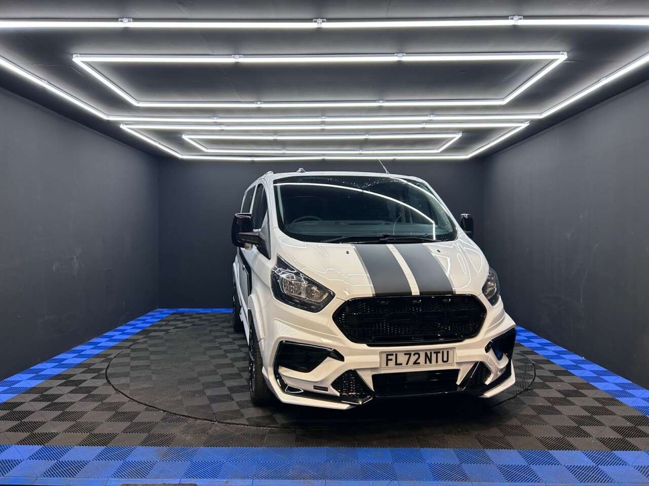 A 2022 FORD TRANSIT CUSTOM 2.0 300 EcoBlue Leader Crew Van Double Cab 5dr Diesel Manual L1 H1 Euro 6 ( A 2022 FORD TRANSIT CUSTOM 2.0 300 EcoBlue Leader Crew Van Double Cab 5dr Diesel Manual L1 H1 Euro 6 (