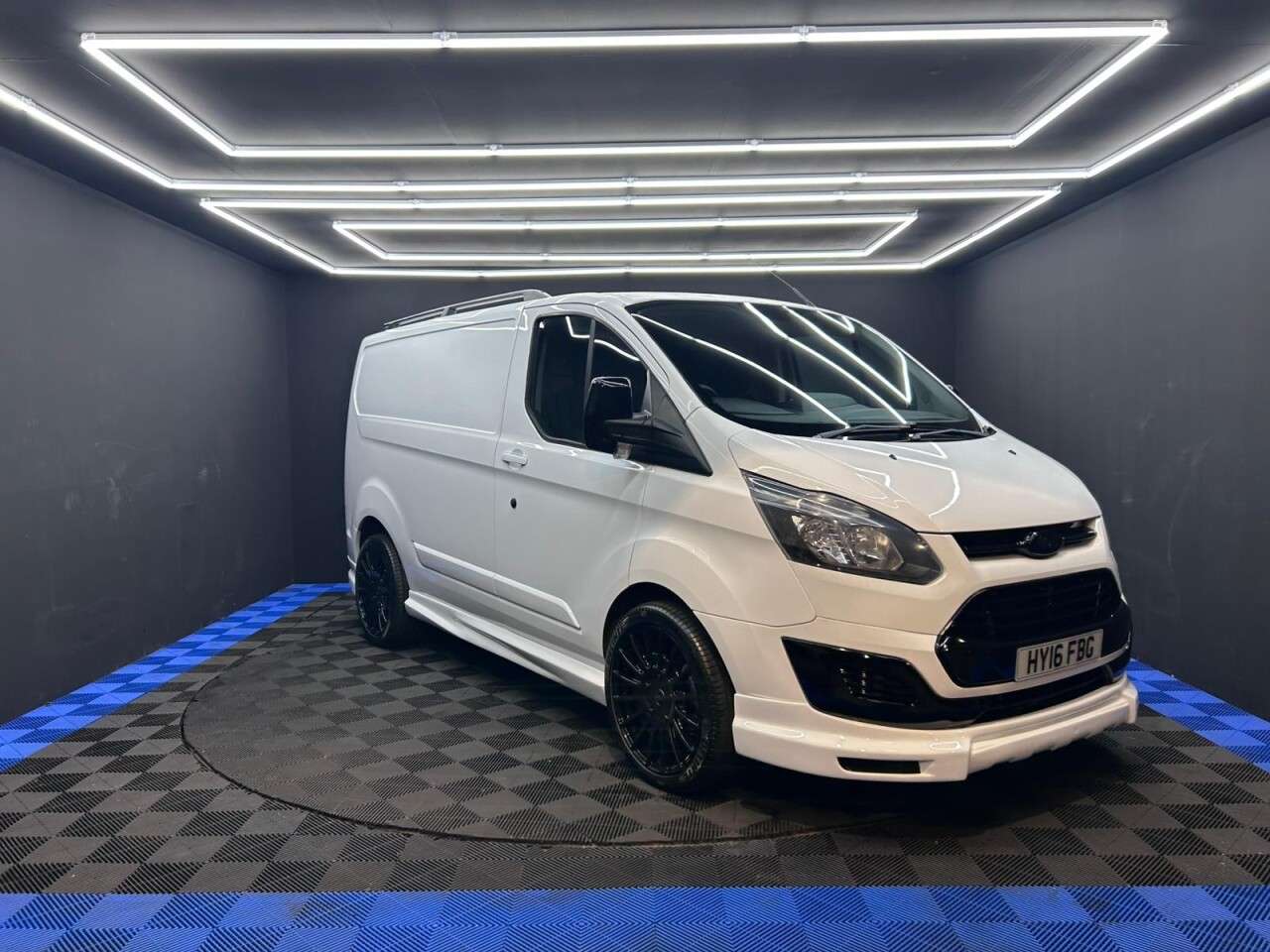A 2016 FORD TRANSIT CUSTOM 2.2 TDCi 290 Panel Van 5dr Diesel Manual L1 H1 (186 g/km, 98 bhp) 12 MONTHS A 2016 FORD TRANSIT CUSTOM 2.2 TDCi 290 Panel Van 5dr Diesel Manual L1 H1 (186 g/km, 98 bhp) 12 MONTHS