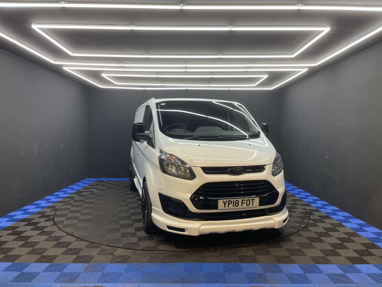 A 2018 FORD TRANSIT CUSTOM 2.0 TDCi 270 Panel Van 5dr Diesel Manual L1 H1 (157 g/km, 104 bhp) BRAND NE A 2018 FORD TRANSIT CUSTOM 2.0 TDCi 270 Panel Van 5dr Diesel Manual L1 H1 (157 g/km, 104 bhp) BRAND NE