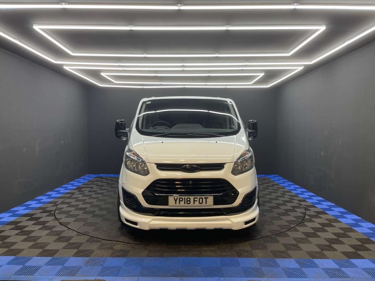 A 2018 FORD TRANSIT CUSTOM 2.0 TDCi 270 Panel Van 5dr Diesel Manual L1 H1 (157 g/km, 104 bhp) BRAND NE A 2018 FORD TRANSIT CUSTOM 2.0 TDCi 270 Panel Van 5dr Diesel Manual L1 H1 (157 g/km, 104 bhp) BRAND NE