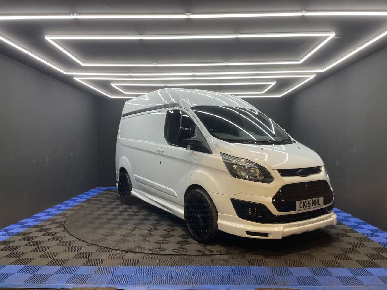 A 2015 FORD TRANSIT CUSTOM 2.2 TDCi 270 ECOnetic Panel Van 5dr Diesel Manual L1 H1 (162 g/km, 98 bhp) A 2015 FORD TRANSIT CUSTOM 2.2 TDCi 270 ECOnetic Panel Van 5dr Diesel Manual L1 H1 (162 g/km, 98 bhp)