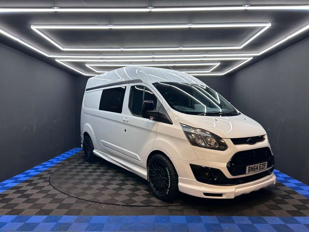A 2014 FORD TRANSIT CUSTOM 2.2 TDCi 290 Panel Van 5dr Diesel Manual L2 H1 (186 g/km, 98 bhp) 12 MONTHS A 2014 FORD TRANSIT CUSTOM 2.2 TDCi 290 Panel Van 5dr Diesel Manual L2 H1 (186 g/km, 98 bhp) 12 MONTHS