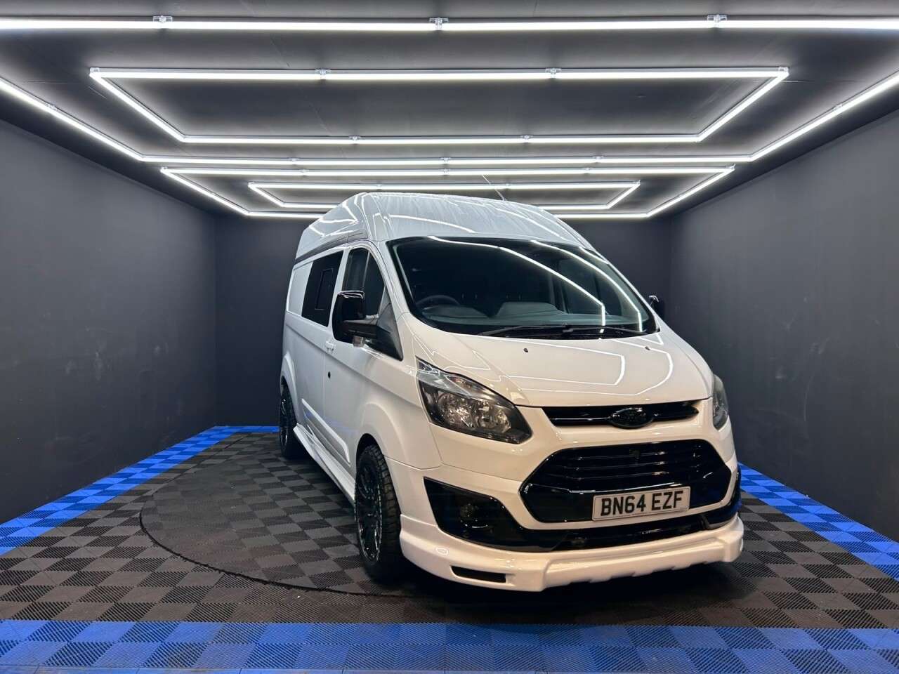 A 2014 FORD TRANSIT CUSTOM 2.2 TDCi 290 Panel Van 5dr Diesel Manual L2 H1 (186 g/km, 98 bhp) 12 MONTHS A 2014 FORD TRANSIT CUSTOM 2.2 TDCi 290 Panel Van 5dr Diesel Manual L2 H1 (186 g/km, 98 bhp) 12 MONTHS