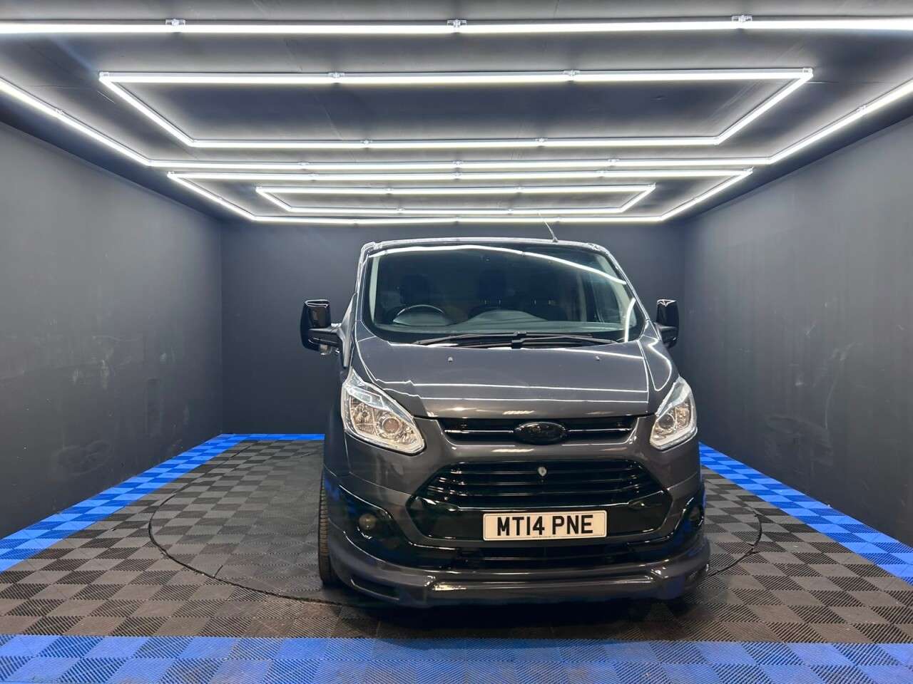 A 2014 FORD TRANSIT CUSTOM 2.2 TDCi 290 Trend Panel Van 5dr Diesel Manual L2 H1 (186 g/km, 123 bhp) 12 A 2014 FORD TRANSIT CUSTOM 2.2 TDCi 290 Trend Panel Van 5dr Diesel Manual L2 H1 (186 g/km, 123 bhp) 12
