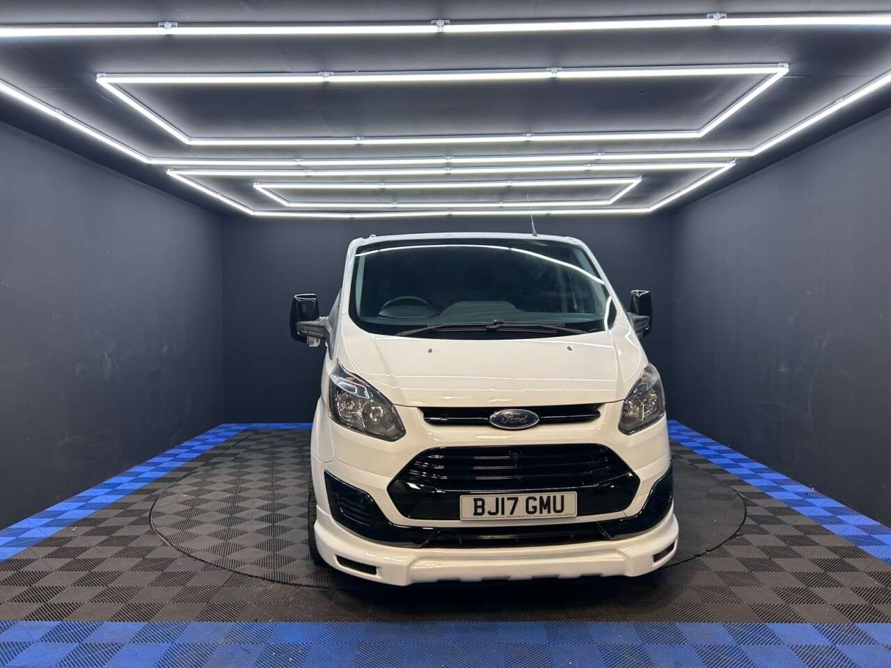 A 2017 FORD TRANSIT CUSTOM 2.0 TDCi 290 Panel Van 5dr Diesel Manual L2 H1 (157 g/km, 128 bhp) NEW WET A 2017 FORD TRANSIT CUSTOM 2.0 TDCi 290 Panel Van 5dr Diesel Manual L2 H1 (157 g/km, 128 bhp) NEW WET