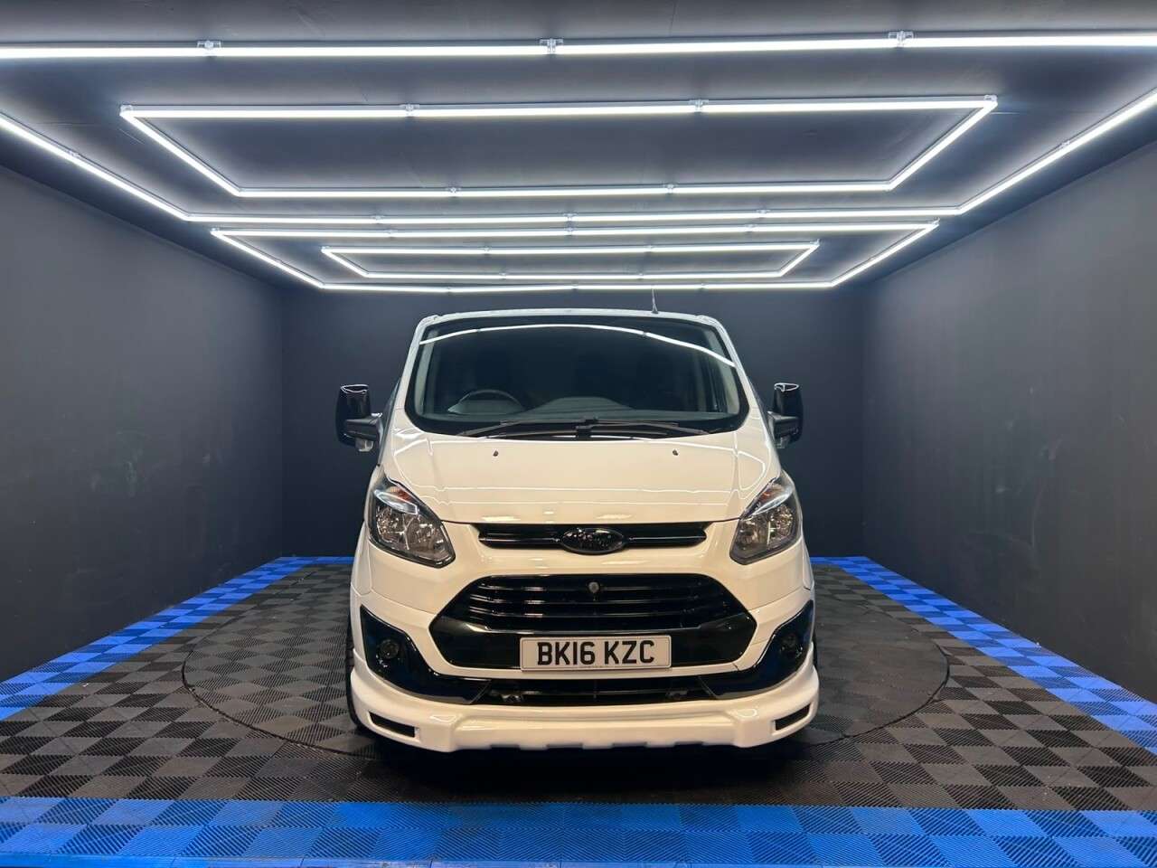 A 2016 FORD TRANSIT CUSTOM 2.2 TDCi 270 ECOnetic Panel Van 5dr Diesel Manual L1 H1 (162 g/km, 98 bhp) A 2016 FORD TRANSIT CUSTOM 2.2 TDCi 270 ECOnetic Panel Van 5dr Diesel Manual L1 H1 (162 g/km, 98 bhp)