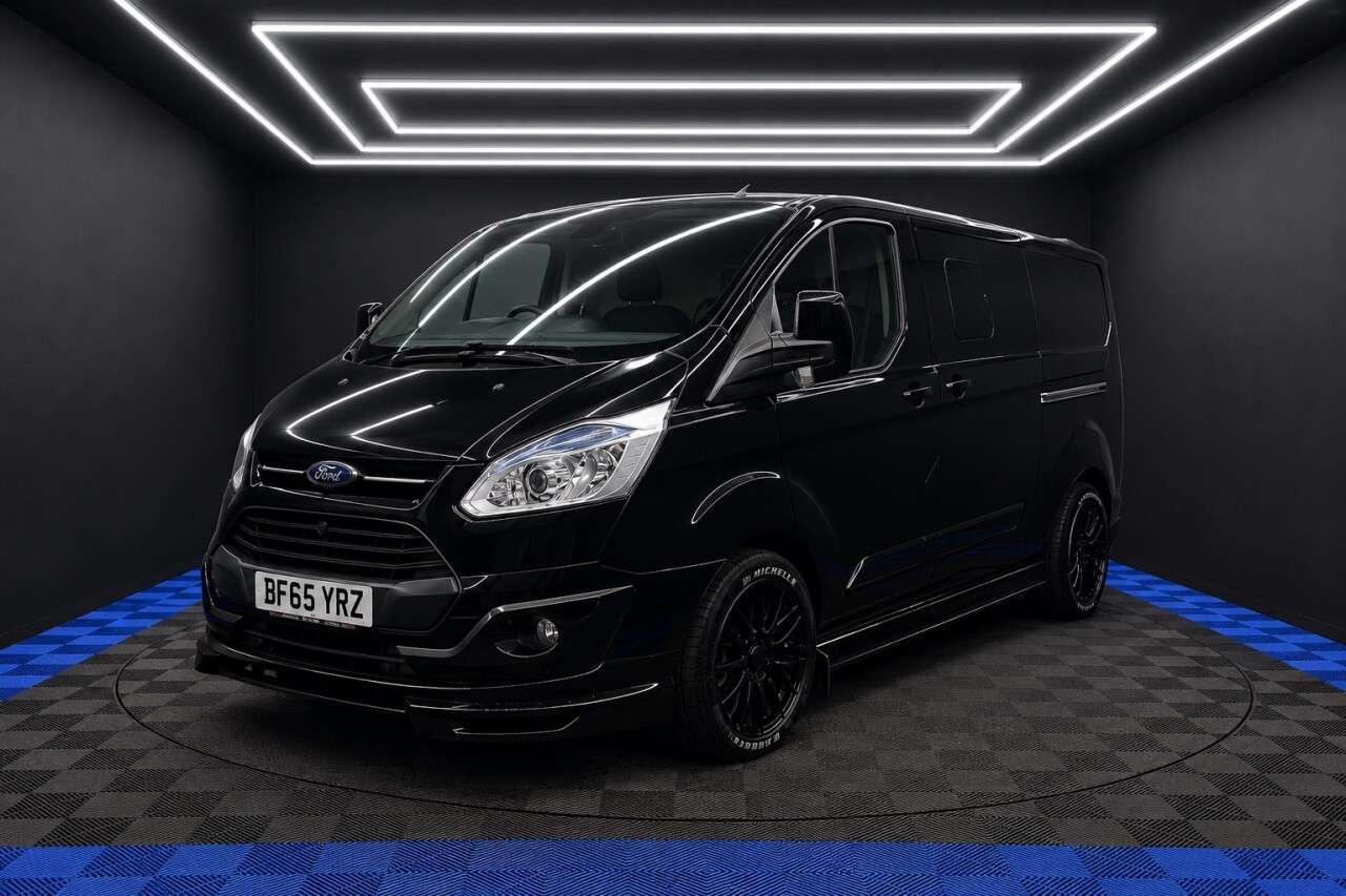 A 2015 FORD TRANSIT CUSTOM 2.2 TDCi 290 Limited Combi Van 6dr Diesel Manual L2 H1 (191 g/km, 153 bhp) A 2015 FORD TRANSIT CUSTOM 2.2 TDCi 290 Limited Combi Van 6dr Diesel Manual L2 H1 (191 g/km, 153 bhp)