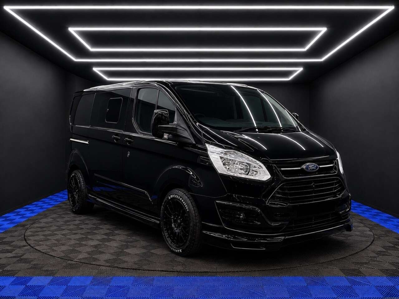 A 2015 FORD TRANSIT CUSTOM 2.2 TDCi 290 Limited Combi Van 6dr Diesel Manual L2 H1 (191 g/km, 153 bhp) A 2015 FORD TRANSIT CUSTOM 2.2 TDCi 290 Limited Combi Van 6dr Diesel Manual L2 H1 (191 g/km, 153 bhp)