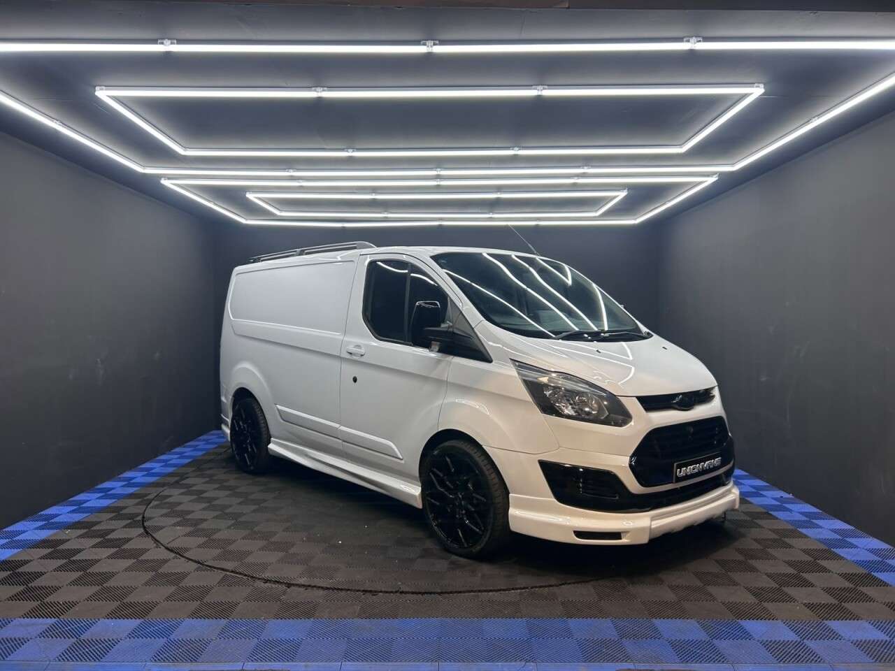 A 2015 FORD TRANSIT CUSTOM 2.2 TDCi 270 ECOnetic Panel Van 5dr Diesel Manual L1 H1 (162 g/km, 98 bhp) A 2015 FORD TRANSIT CUSTOM 2.2 TDCi 270 ECOnetic Panel Van 5dr Diesel Manual L1 H1 (162 g/km, 98 bhp)