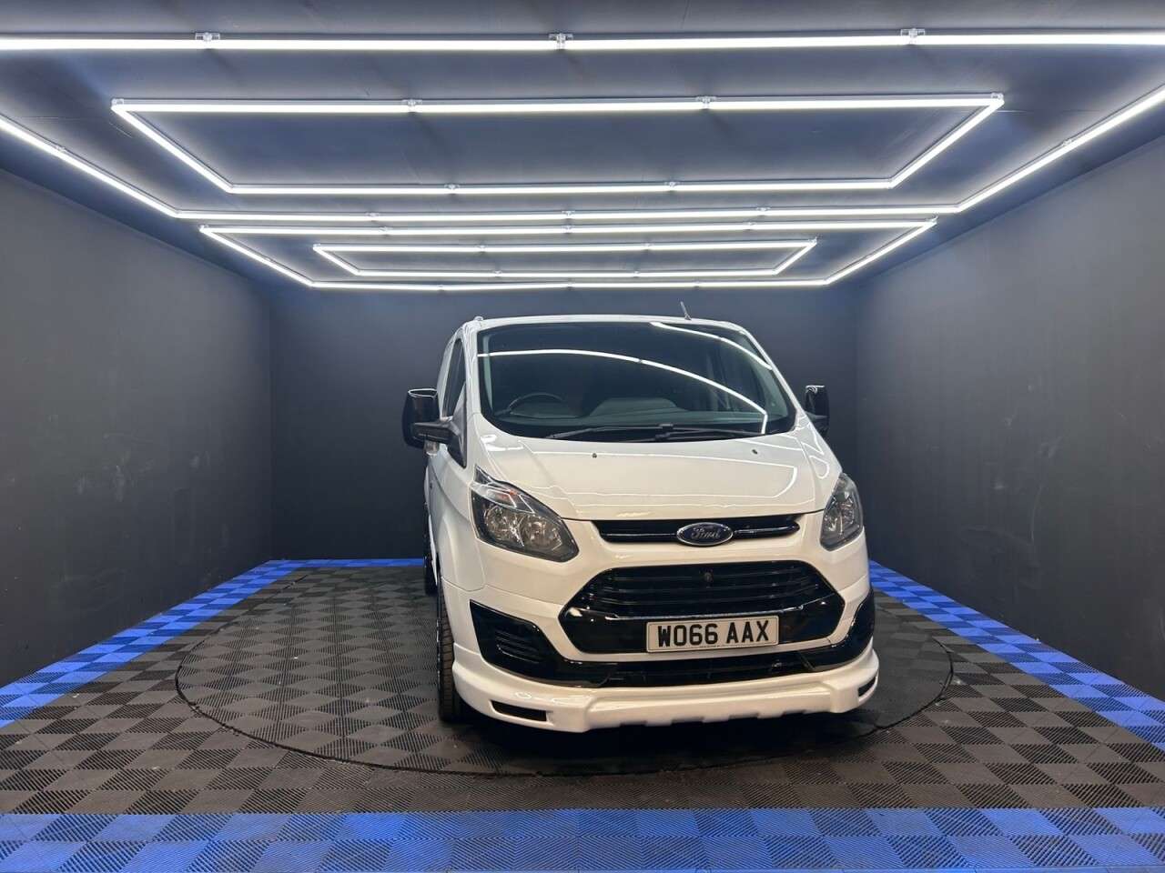 A 2017 FORD TRANSIT CUSTOM 2.0 TDCi 290 Panel Van 5dr Diesel Manual L1 H1 (163 g/km, 104 bhp) 12 MONTH A 2017 FORD TRANSIT CUSTOM 2.0 TDCi 290 Panel Van 5dr Diesel Manual L1 H1 (163 g/km, 104 bhp) 12 MONTH