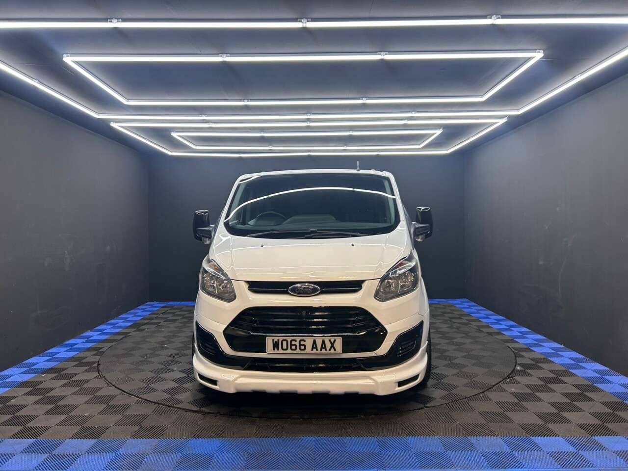 A 2017 FORD TRANSIT CUSTOM 2.0 TDCi 290 Panel Van 5dr Diesel Manual L1 H1 (163 g/km, 104 bhp) 12 MONTH A 2017 FORD TRANSIT CUSTOM 2.0 TDCi 290 Panel Van 5dr Diesel Manual L1 H1 (163 g/km, 104 bhp) 12 MONTH