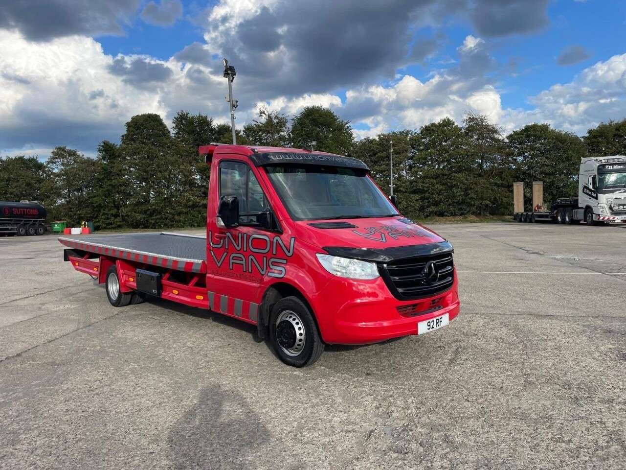 A 2019 MERCEDES-BENZ SPRINTER 2.1 514 CDI Chassis Cab 2dr Diesel Manual RWD L2 Euro 6 (s/s) (143 ps) A 2019 MERCEDES-BENZ SPRINTER 2.1 514 CDI Chassis Cab 2dr Diesel Manual RWD L2 Euro 6 (s/s) (143 ps)