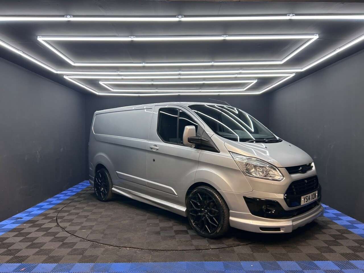 A 2014 FORD TRANSIT CUSTOM 2.2 TDCi 270 Limited Panel Van 5dr Diesel Manual L1 H1 (186 g/km, 123 bhp) A 2014 FORD TRANSIT CUSTOM 2.2 TDCi 270 Limited Panel Van 5dr Diesel Manual L1 H1 (186 g/km, 123 bhp)
