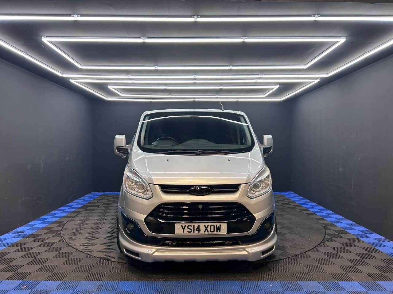 A 2014 FORD TRANSIT CUSTOM 2.2 TDCi 270 Limited Panel Van 5dr Diesel Manual L1 H1 (186 g/km, 123 bhp) A 2014 FORD TRANSIT CUSTOM 2.2 TDCi 270 Limited Panel Van 5dr Diesel Manual L1 H1 (186 g/km, 123 bhp)