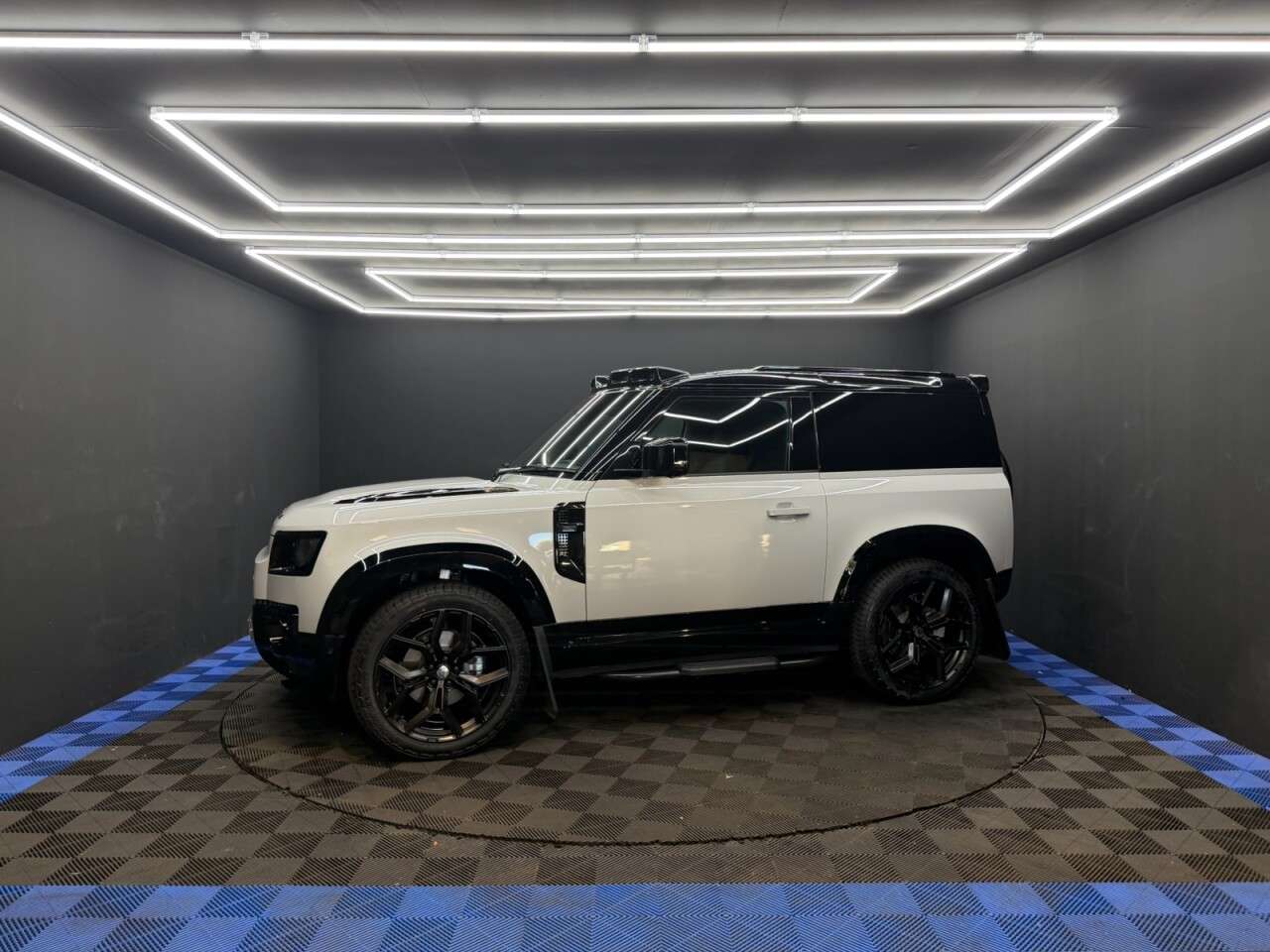2026 LAND ROVER DEFENDER 90 2026 LAND ROVER DEFENDER 90