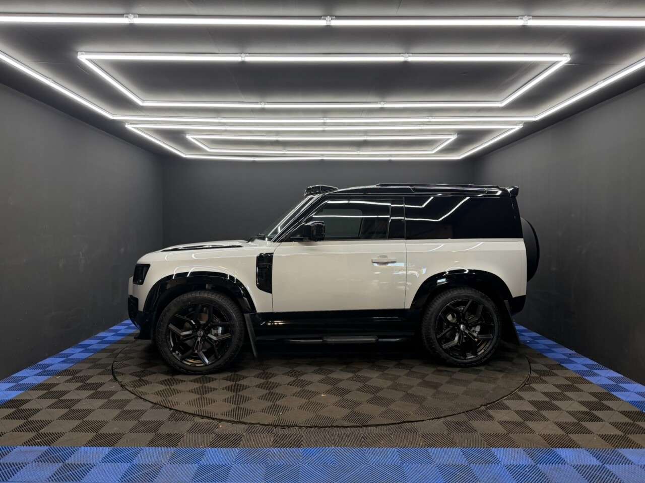2026 LAND ROVER DEFENDER 90 2026 LAND ROVER DEFENDER 90