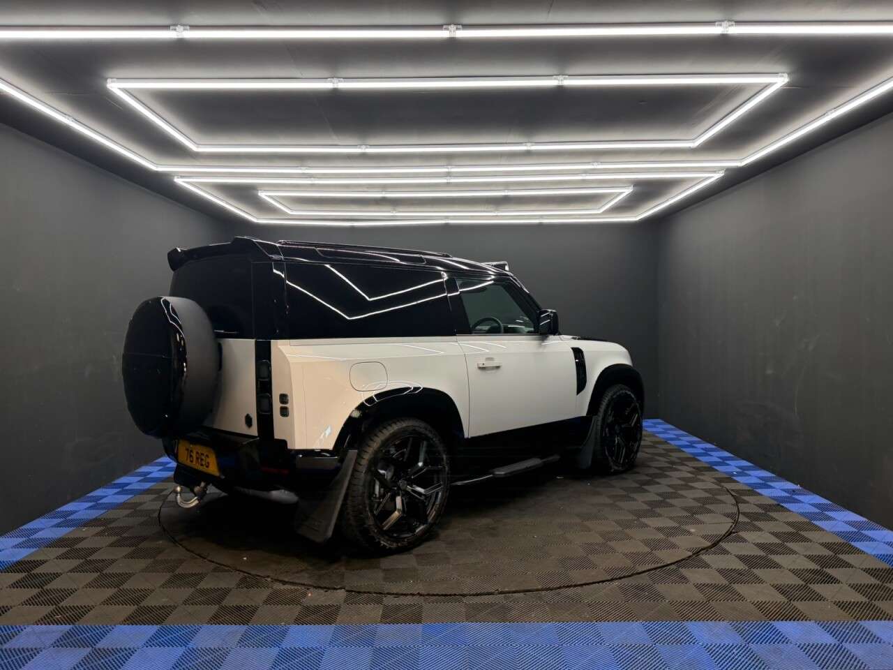 2026 LAND ROVER DEFENDER 90 2026 LAND ROVER DEFENDER 90