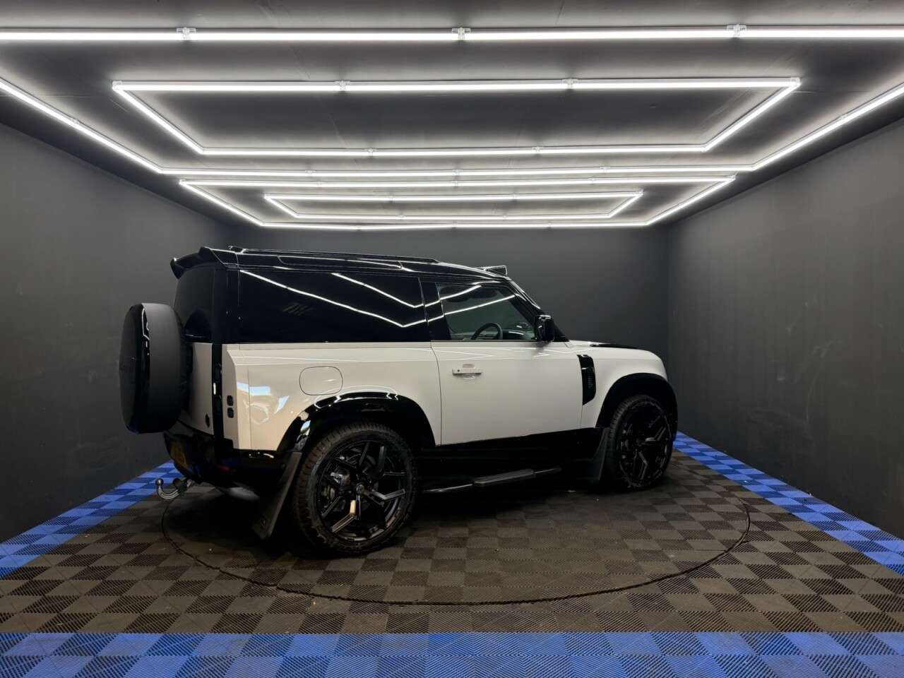 2026 LAND ROVER DEFENDER 90 2026 LAND ROVER DEFENDER 90