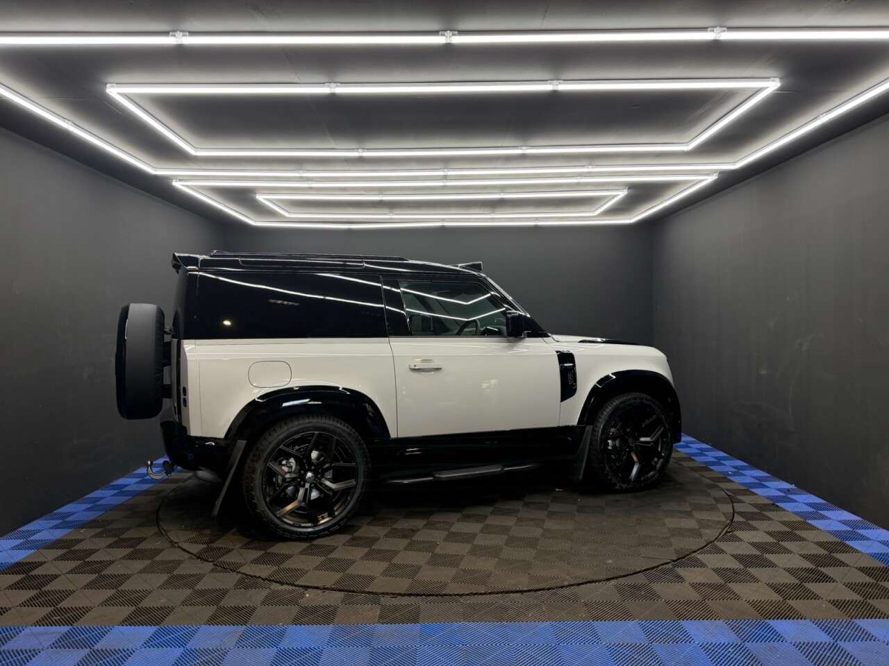 2026 LAND ROVER DEFENDER 90 2026 LAND ROVER DEFENDER 90