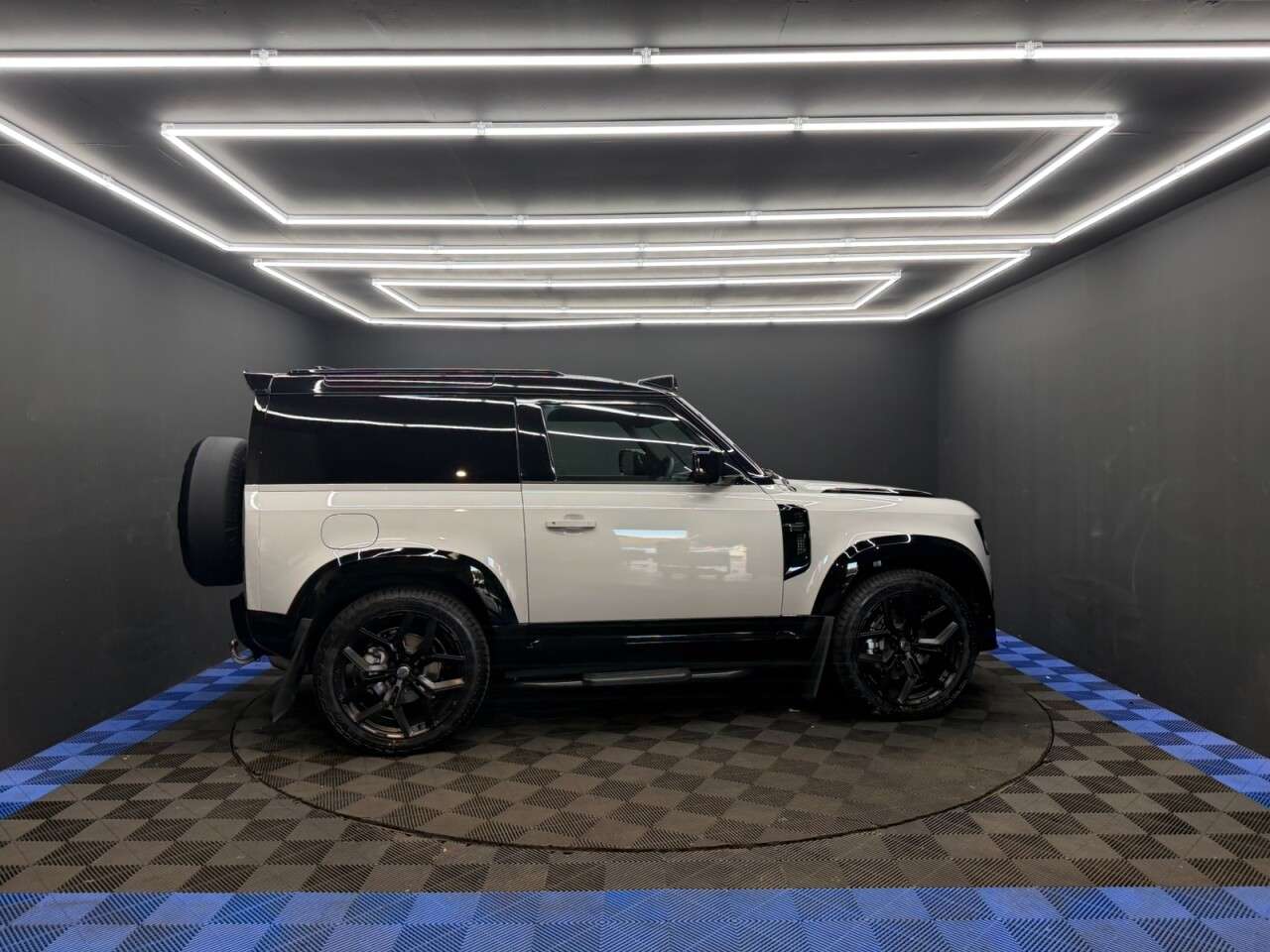 2026 LAND ROVER DEFENDER 90 2026 LAND ROVER DEFENDER 90