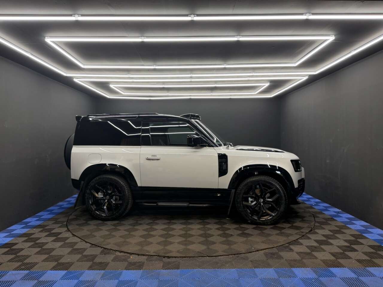 2026 LAND ROVER DEFENDER 90 2026 LAND ROVER DEFENDER 90