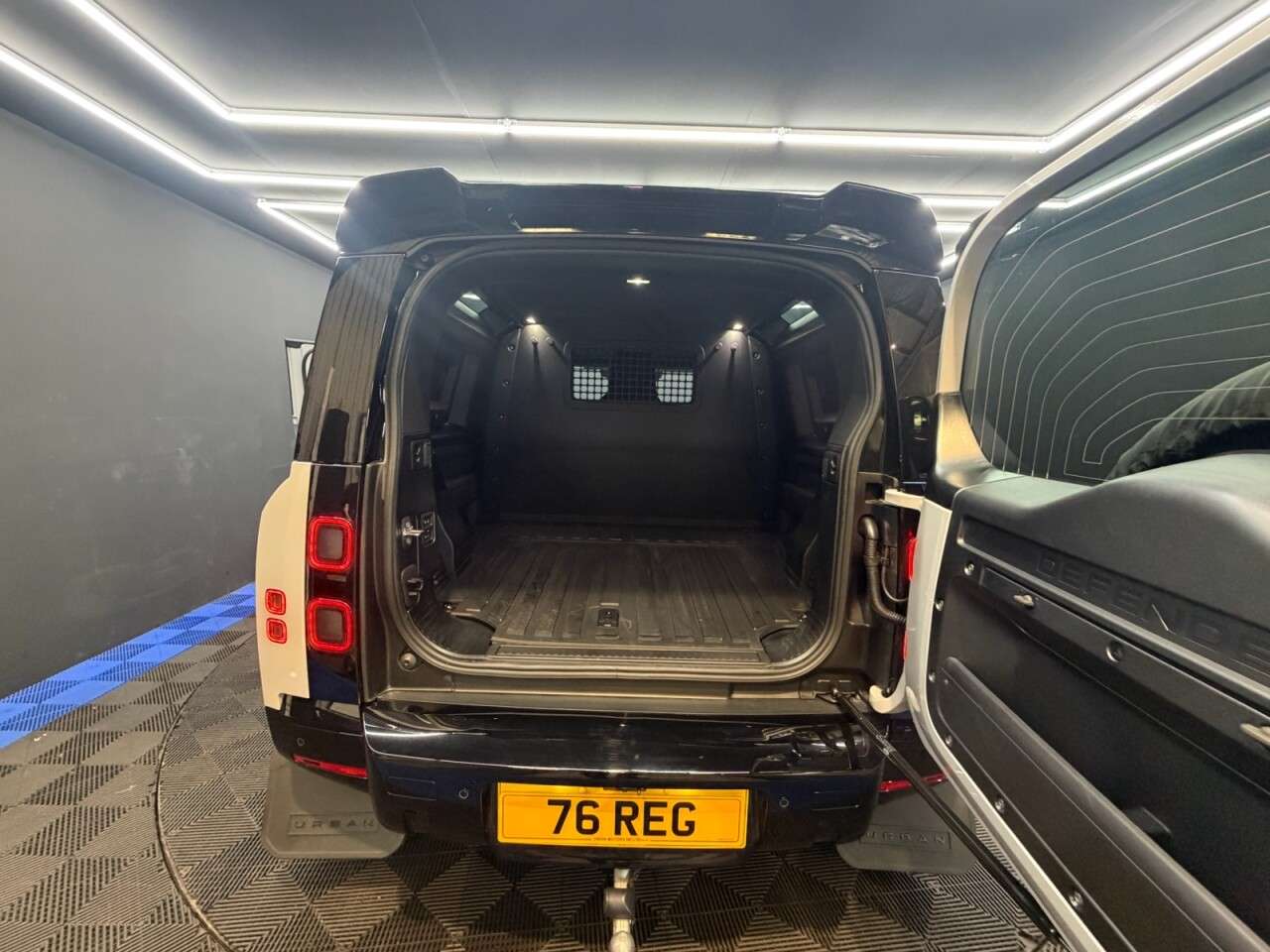 2026 LAND ROVER DEFENDER 90 2026 LAND ROVER DEFENDER 90