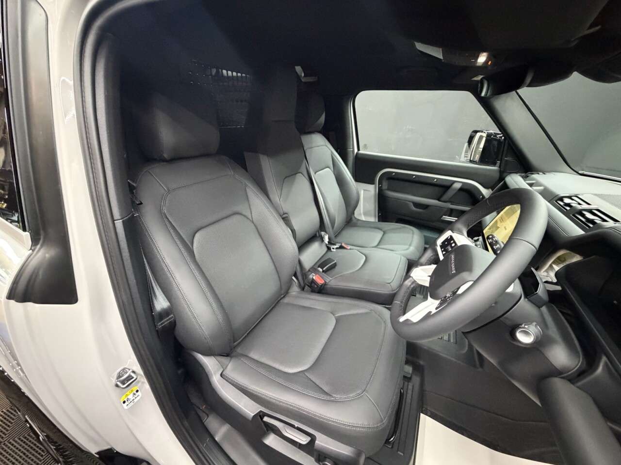 2026 LAND ROVER DEFENDER 90 2026 LAND ROVER DEFENDER 90