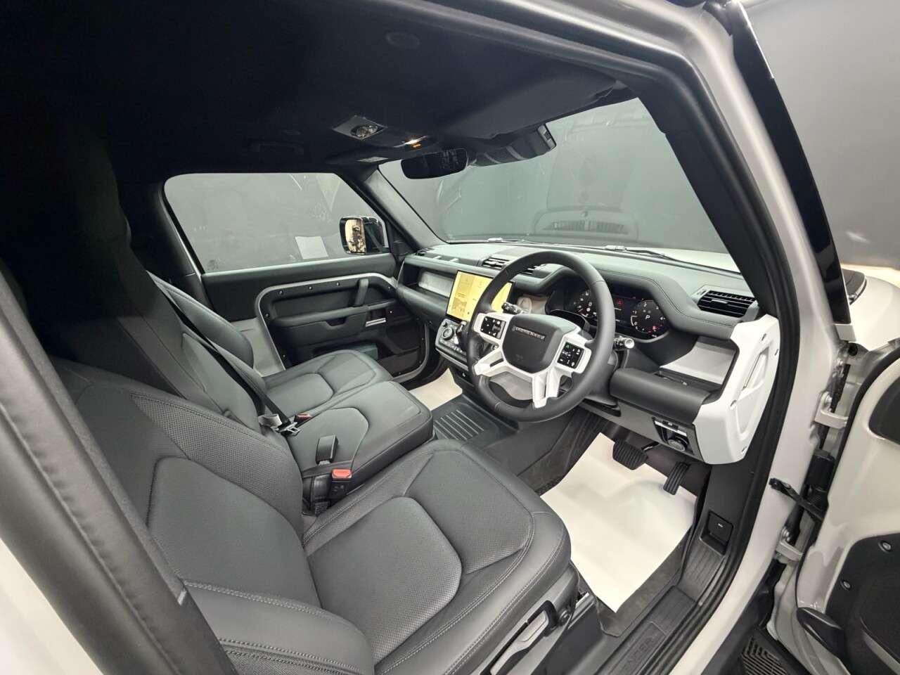 2026 LAND ROVER DEFENDER 90 2026 LAND ROVER DEFENDER 90