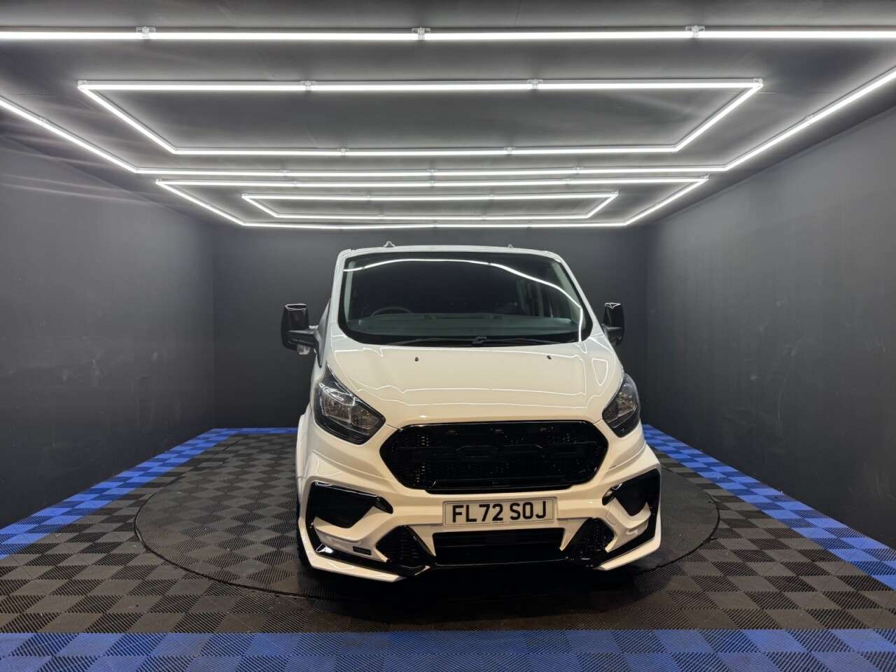 A 2022 FORD TRANSIT CUSTOM 2.0 300 EcoBlue Leader Crew Van Double Cab 5dr Diesel Manual L1 H1 Euro 6 ( A 2022 FORD TRANSIT CUSTOM 2.0 300 EcoBlue Leader Crew Van Double Cab 5dr Diesel Manual L1 H1 Euro 6 (