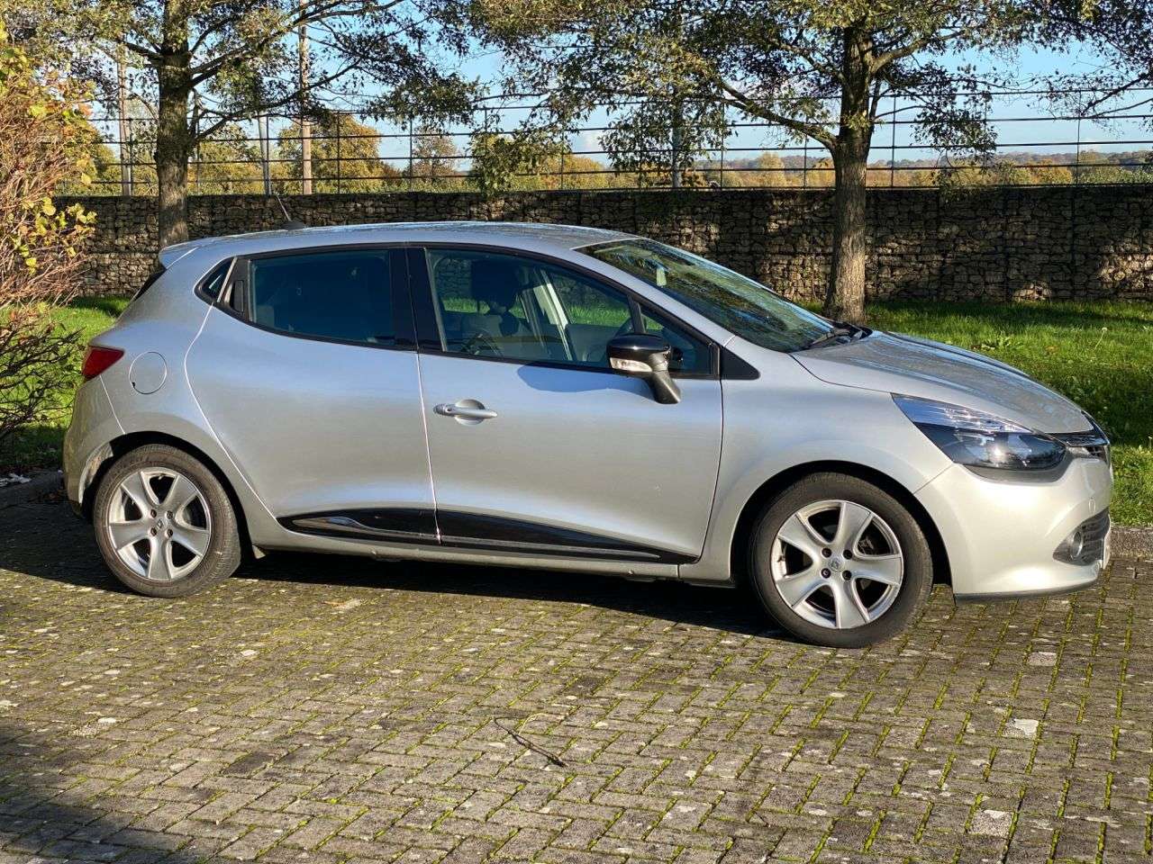 2014 RENAULT CLIO 2014 RENAULT CLIO