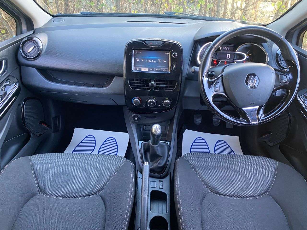 2014 RENAULT CLIO 2014 RENAULT CLIO