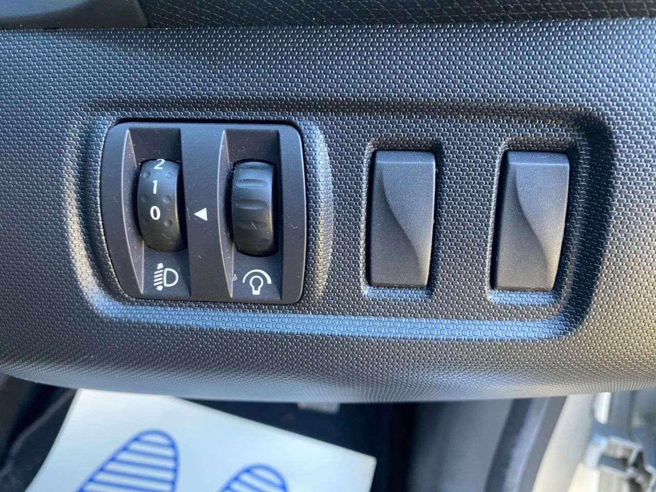 2014 RENAULT CLIO 2014 RENAULT CLIO