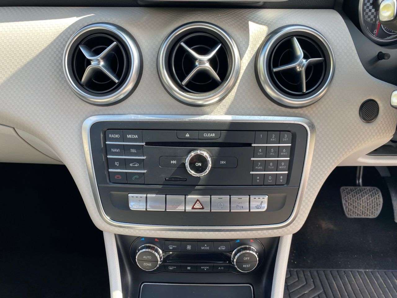 2017 MERCEDES-BENZ A-CLASS 2017 MERCEDES-BENZ A-CLASS