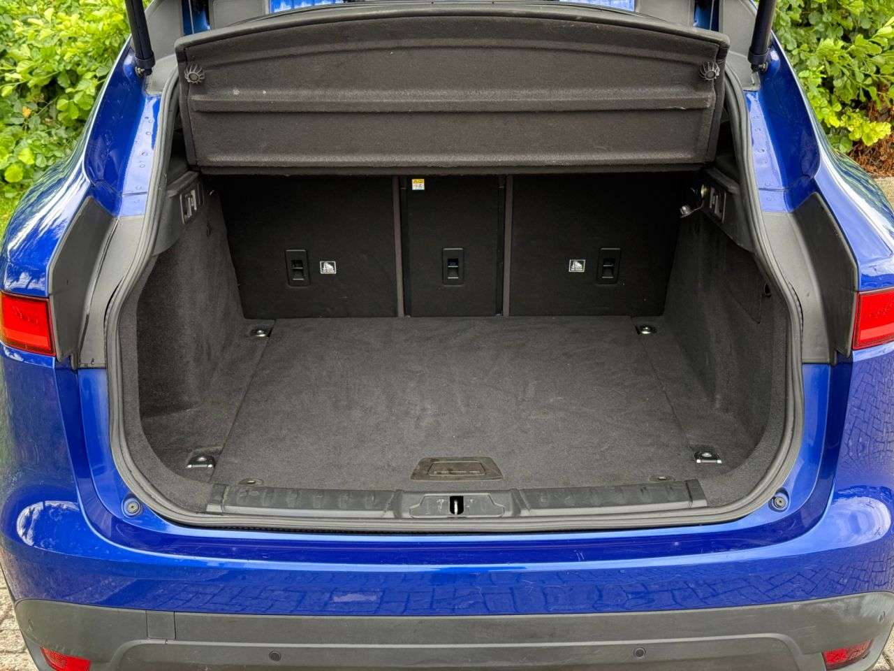 2018 JAGUAR F-PACE 2018 JAGUAR F-PACE