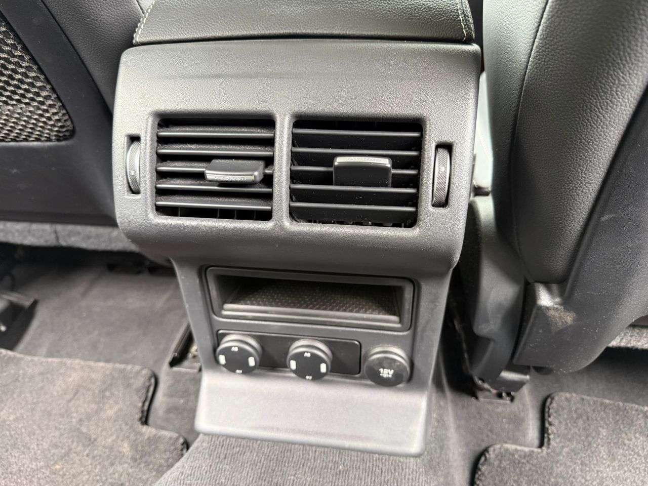 2018 JAGUAR F-PACE 2018 JAGUAR F-PACE