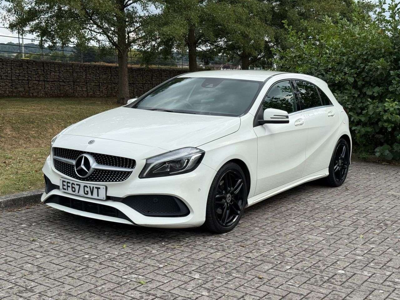 A 2017 MERCEDES-BENZ A-CLASS 1.6 A160 AMG Line (Premium) Hatchback 5dr Petrol 7G-DCT Euro 6 (s/s) (102 p A 2017 MERCEDES-BENZ A-CLASS 1.6 A160 AMG Line (Premium) Hatchback 5dr Petrol 7G-DCT Euro 6 (s/s) (102 p