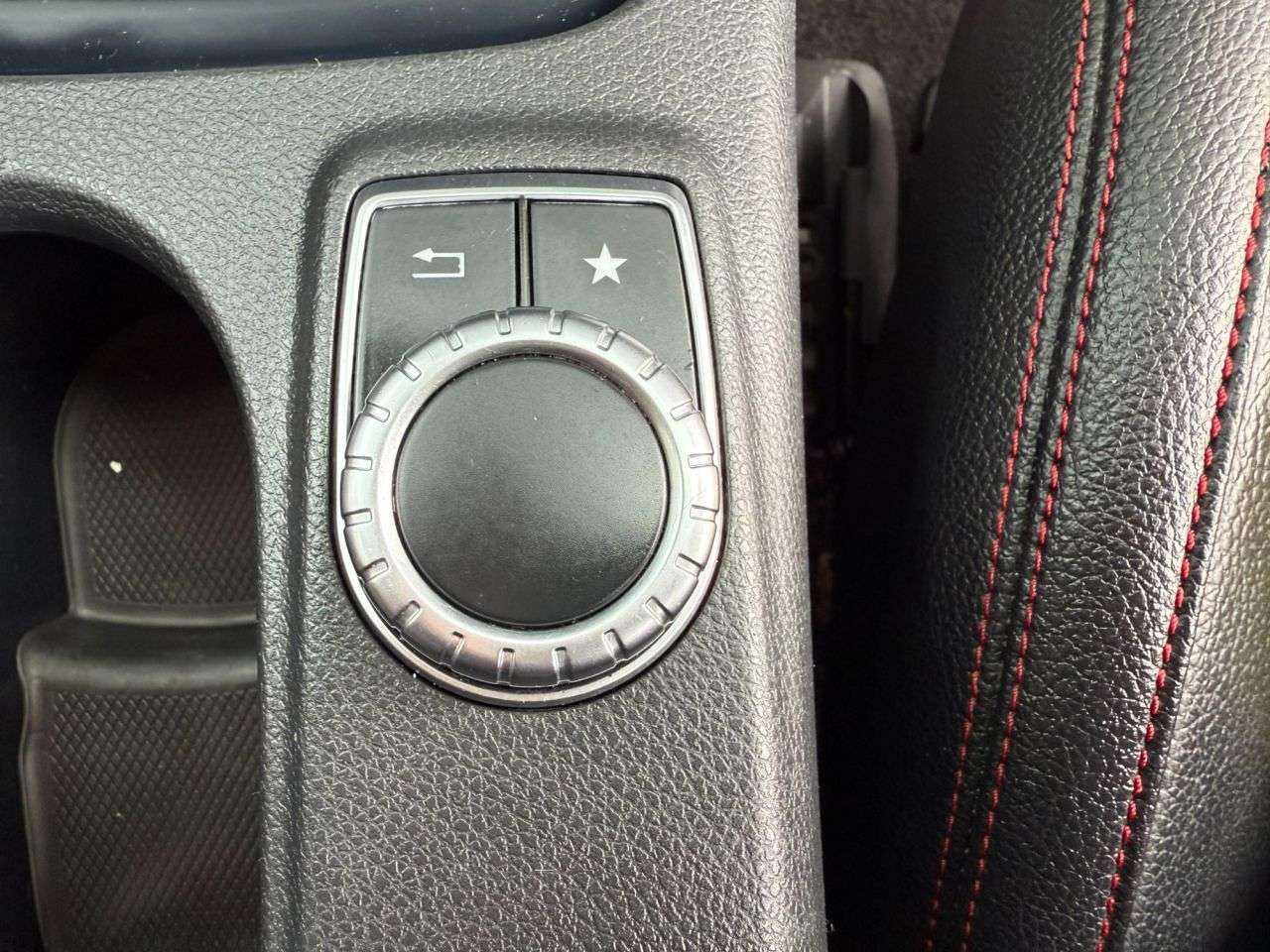 2017 MERCEDES-BENZ A-CLASS 2017 MERCEDES-BENZ A-CLASS