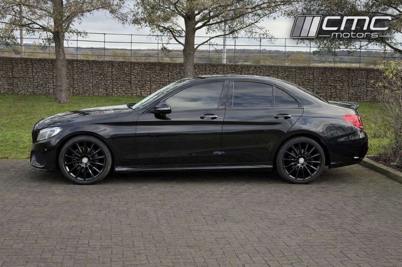 A 2016 MERCEDES-BENZ C-CLASS 2.1 C220d AMG Line (Premium) Saloon 4dr Diesel 7G-Tronic+ Euro 6 (s/s) (170 A 2016 MERCEDES-BENZ C-CLASS 2.1 C220d AMG Line (Premium) Saloon 4dr Diesel 7G-Tronic+ Euro 6 (s/s) (170