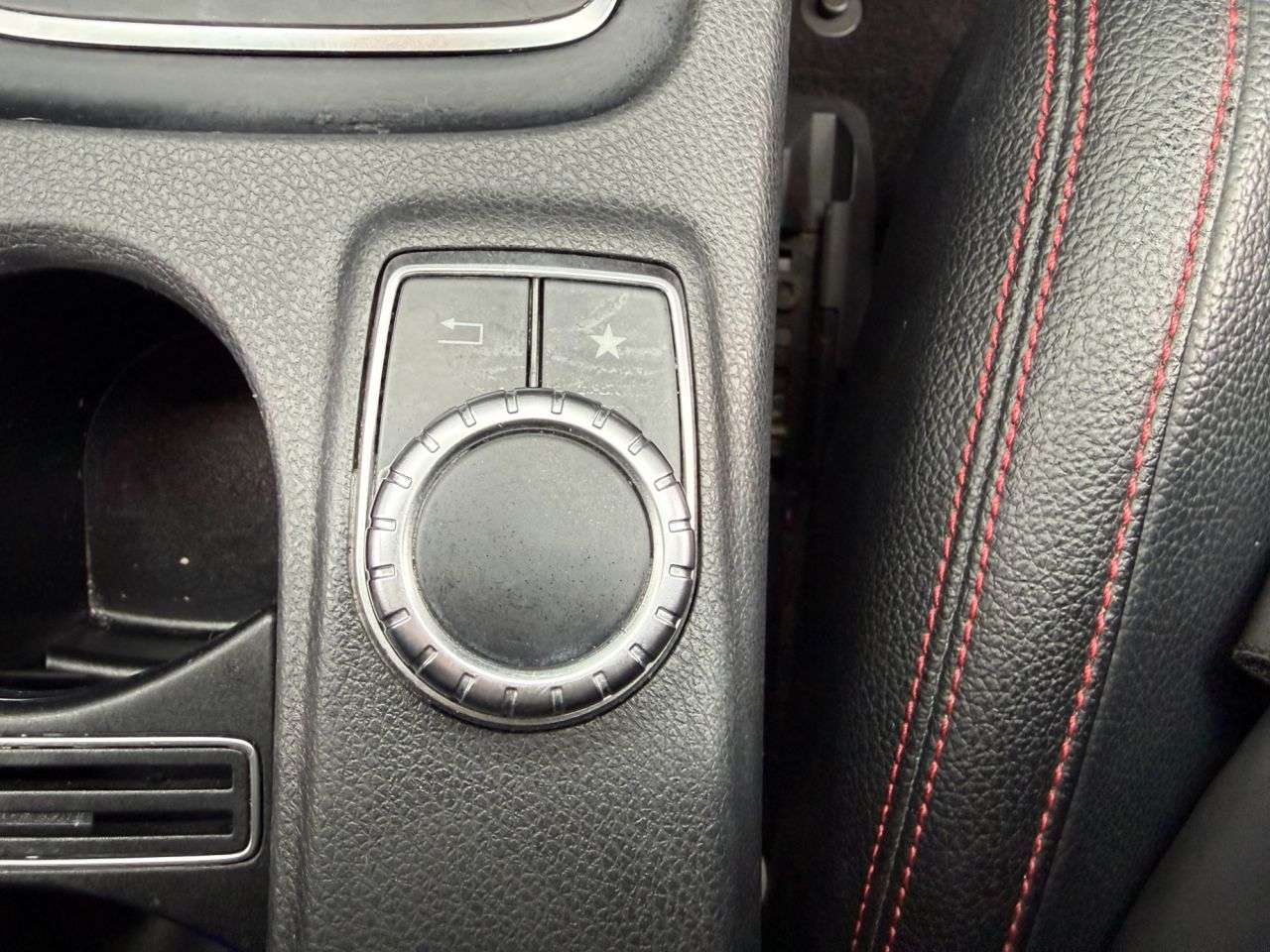 2016 MERCEDES-BENZ A-CLASS 2016 MERCEDES-BENZ A-CLASS