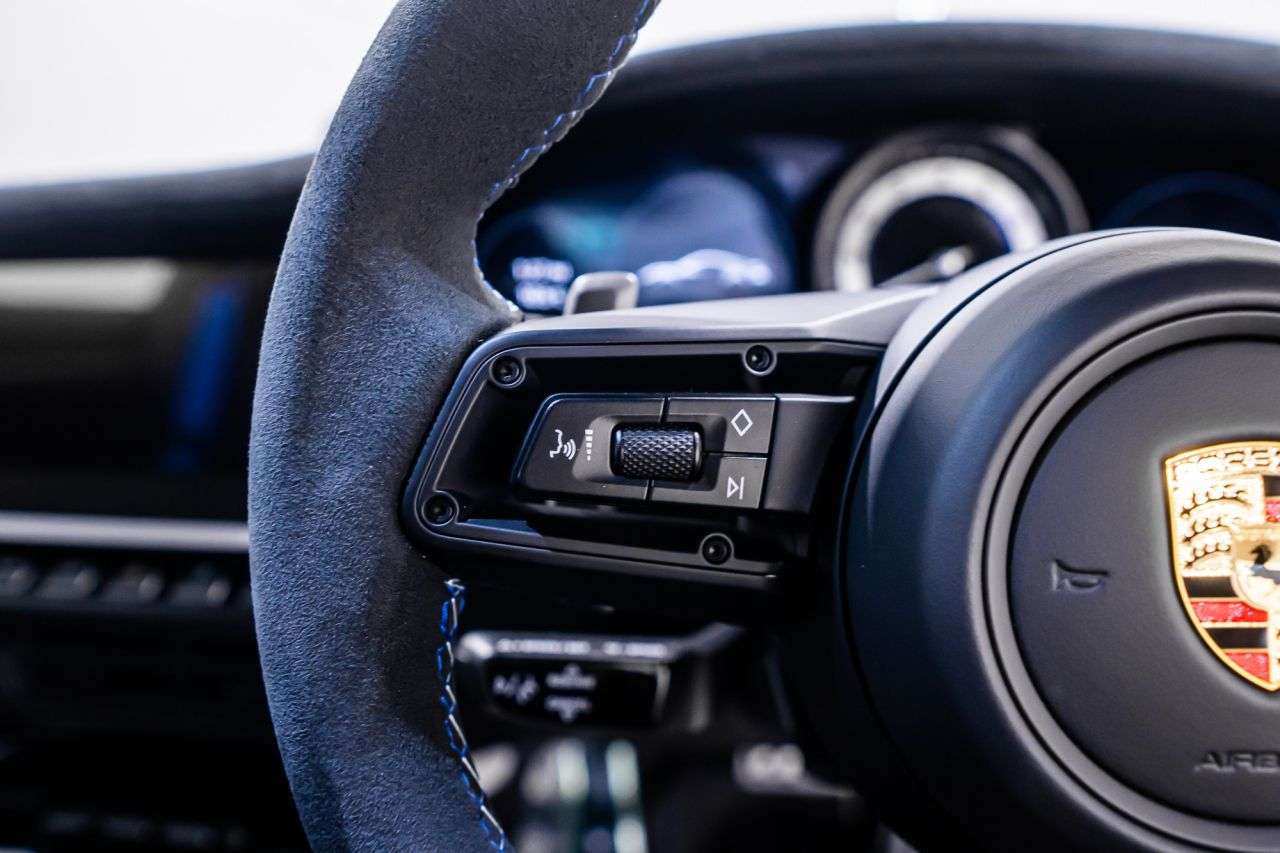 2023 PORSCHE 911 2023 PORSCHE 911